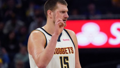 星空体育官方网站-末节7罚6中！约基奇11中6拿到22分12板5助 罚球11中10