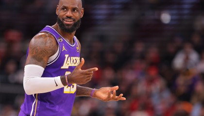 星空体育官方网站-詹姆斯26年末节104分&amp;正负值+65&amp;真实命中率70.4% 均联盟第1