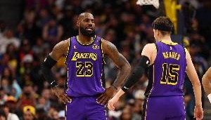 星空体育官方网站-詹姆斯：我很高兴能一路见证里夫斯在生涯中的不断进步