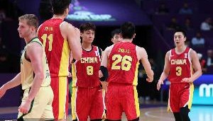 星空体育官方网站-赵睿：目前的中国男篮离奥运会还有一定的距离 基本功等都需要练