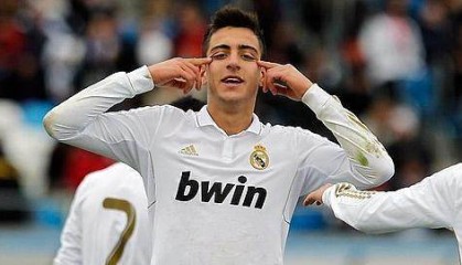 星空体育官网-【人物】33岁首秀双响！何塞卢成西班牙队最大发现